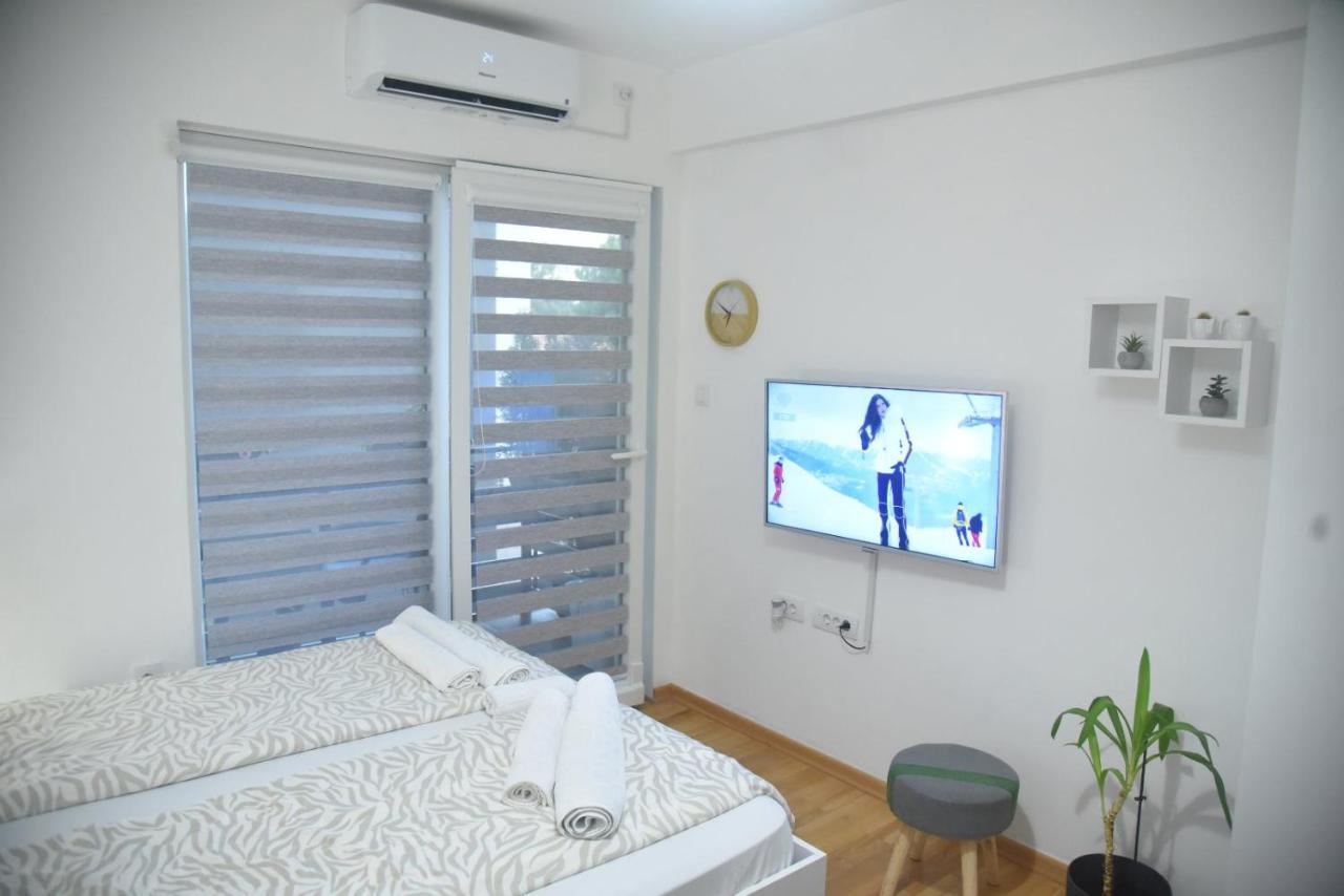 Dekart 2 Apartment Nisz Zewnętrze zdjęcie