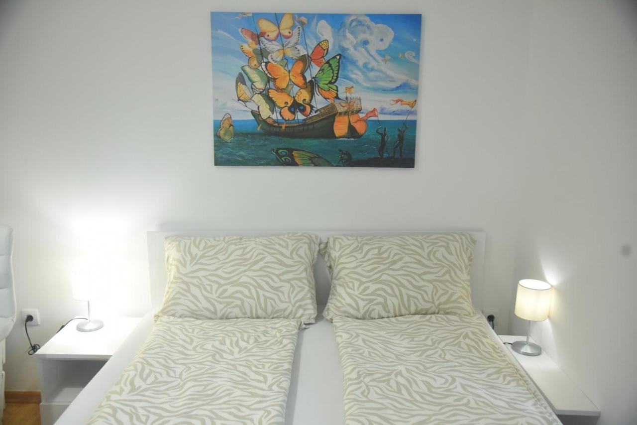 Dekart 2 Apartment Nisz Zewnętrze zdjęcie