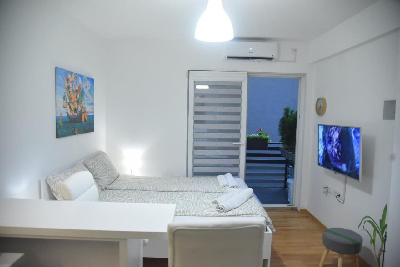 Dekart 2 Apartment Nisz Zewnętrze zdjęcie