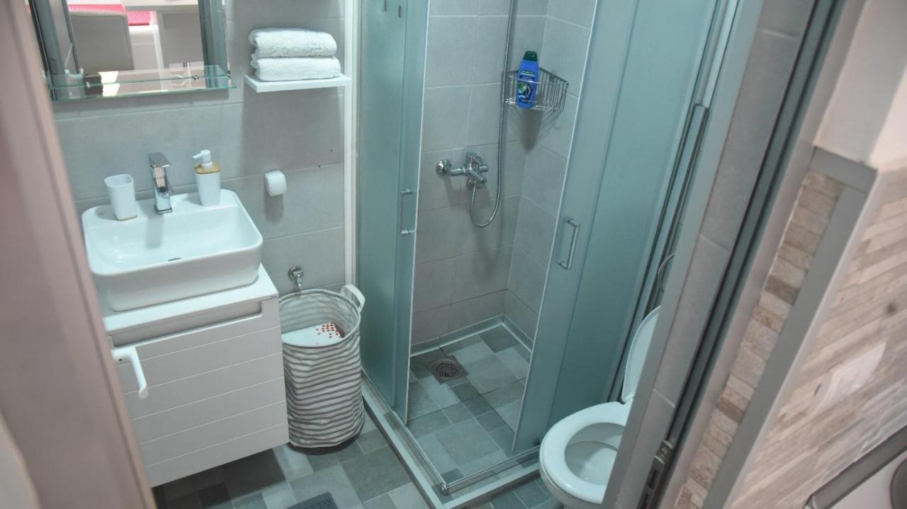 Dekart 2 Apartment Nisz Zewnętrze zdjęcie
